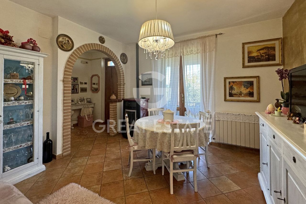 House in Citta della Pieve, Italy, 216.25 m² - picture 9