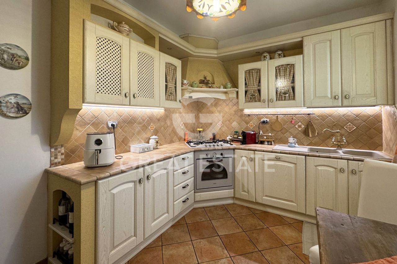 House in Citta della Pieve, Italy, 216.25 m² - picture 14