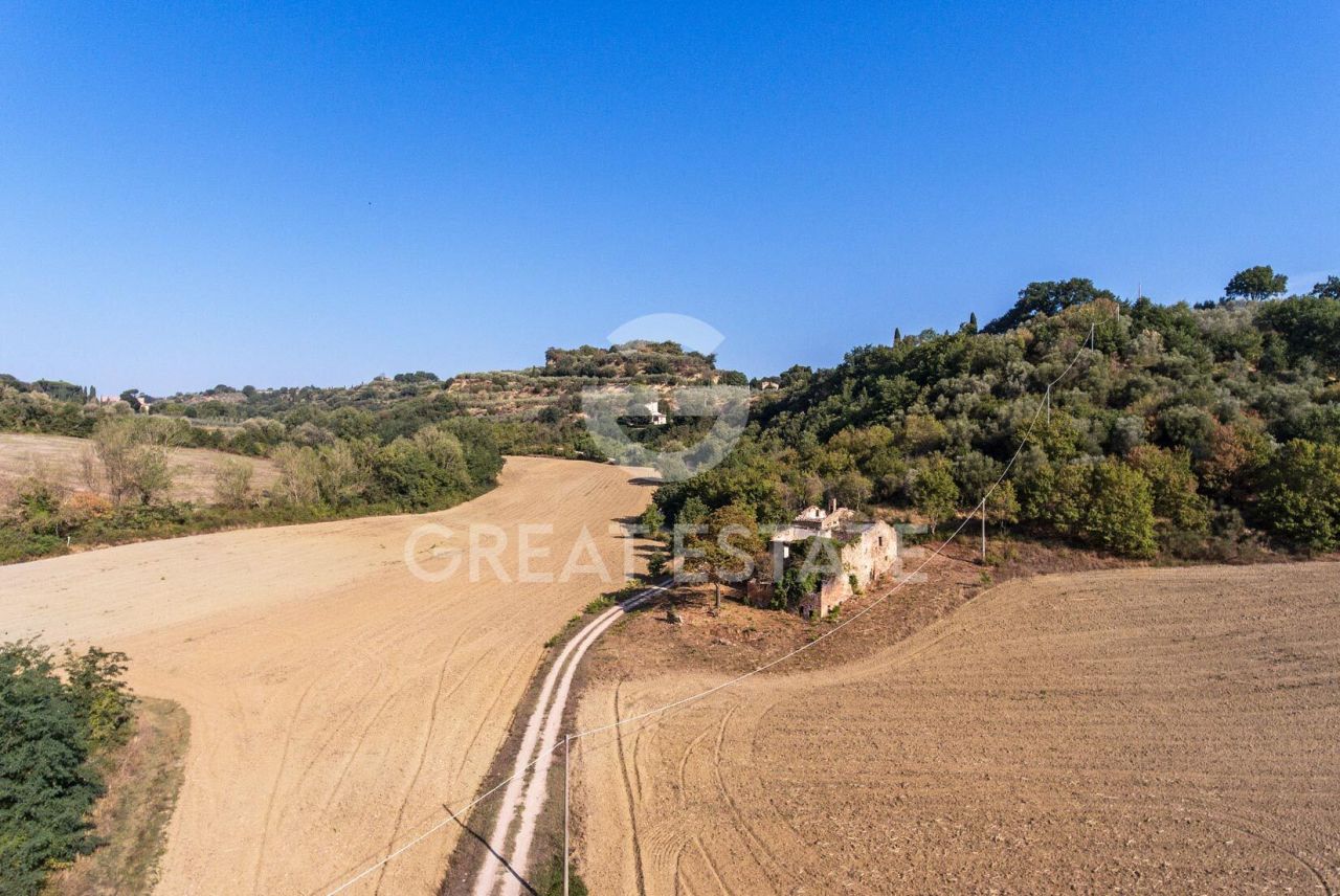 Haus in Montepulciano, Italien, 223.1 m² - Foto 1