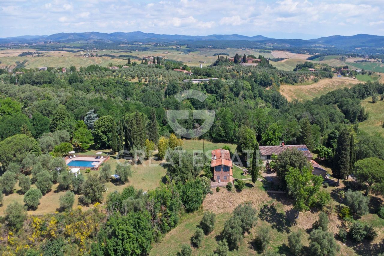 House in Asciano, Italy, 535.95 m² - picture 1