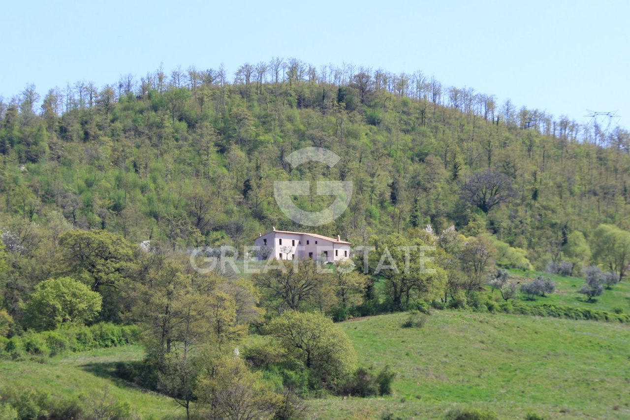 House San Casciano dei Bagni, Italy, 236 m² - picture 1