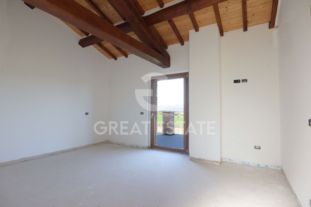 Casa en Castiglione del Lago, Italia, 325.1 m² - imagen 14