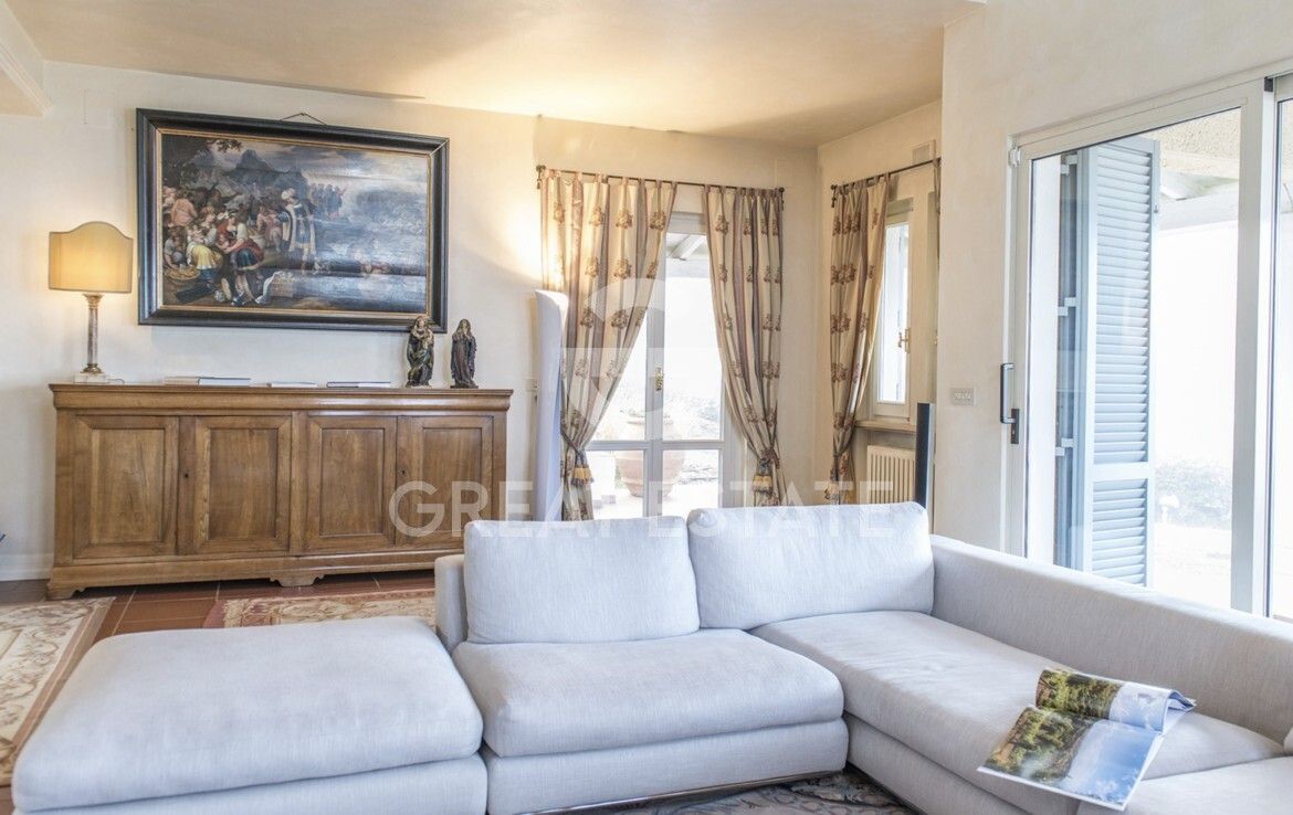 Villa en Arezzo, Italia, 616.6 m² - imagen 15