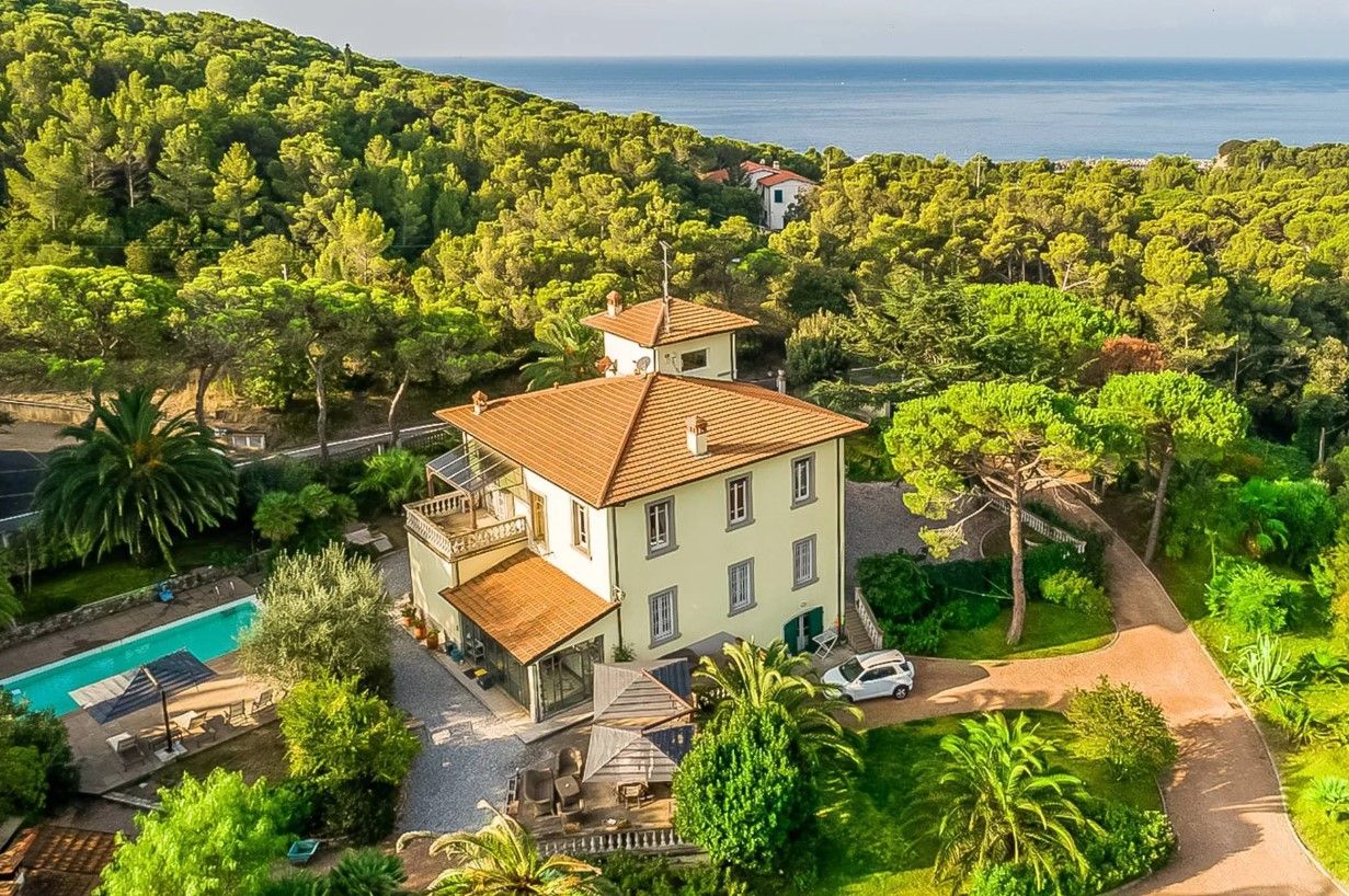 Villa a Castiglioncello, Italia, 560 m² - foto 3