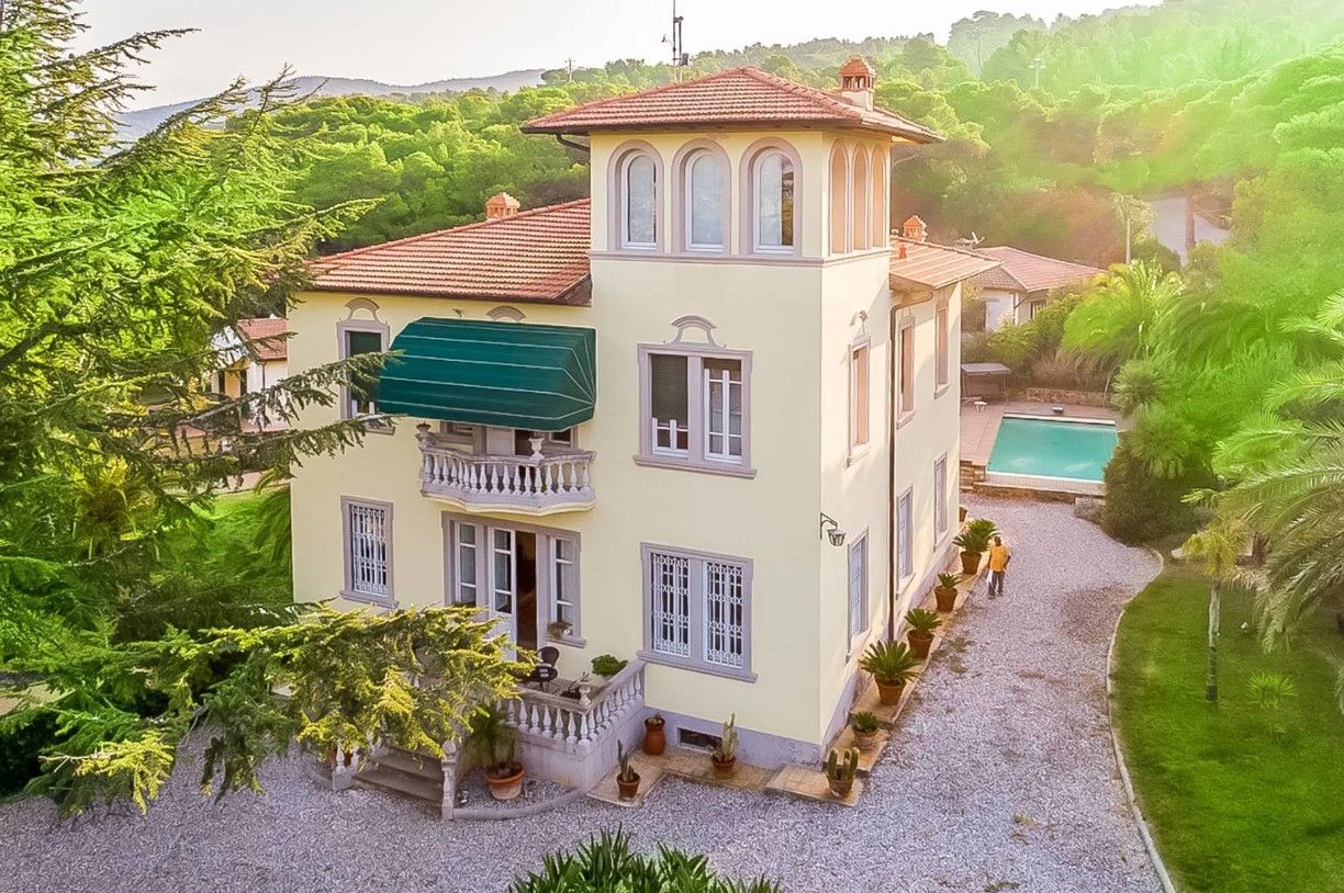 Villa a Castiglioncello, Italia, 560 m² - foto 2