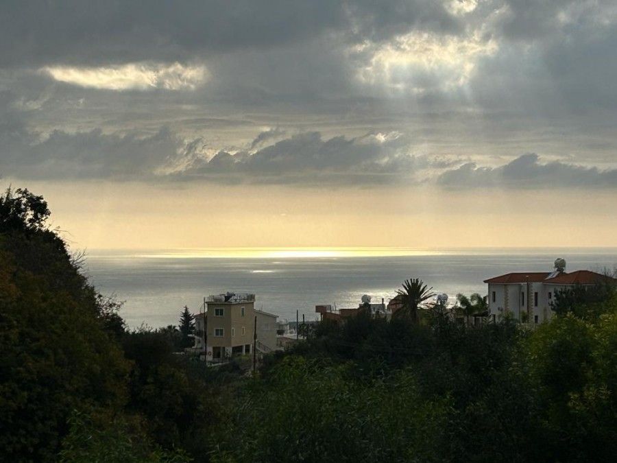 Land in Paphos, Cyprus, 1 338 m² - picture 1