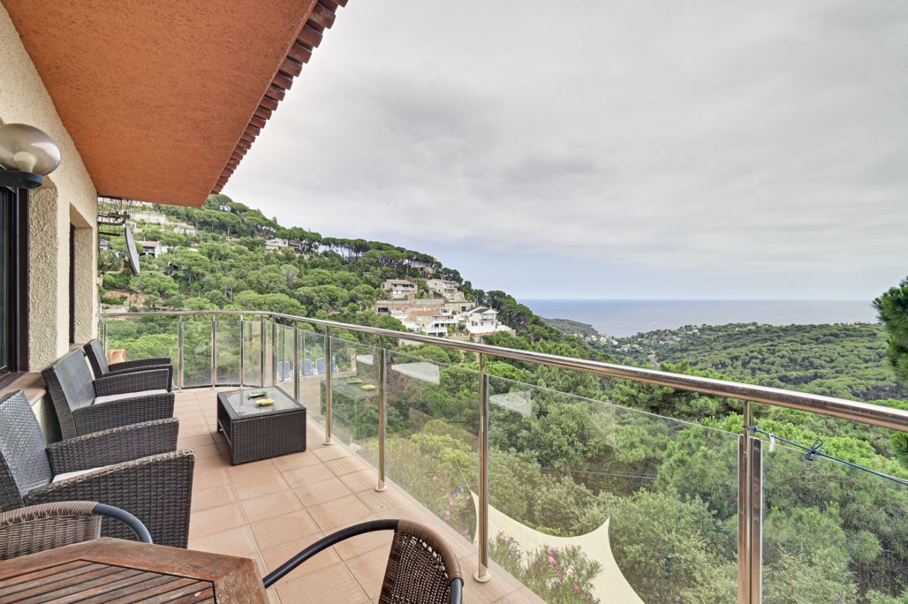 House on Costa Brava, Spain, 230 m² - picture 1