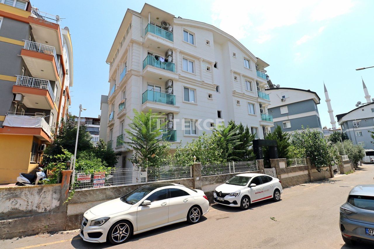 Apartment in Antalya, Turkey, 1 100 m² - picture 1