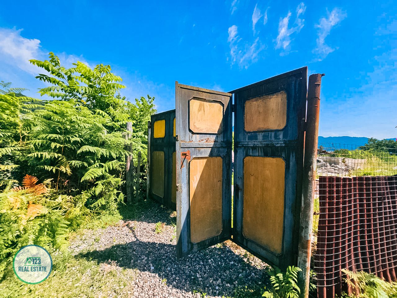 Terrain à Batoumi, Géorgie, 5 641 m² - image 9