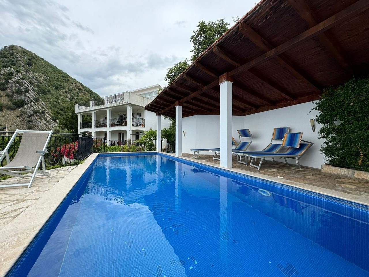 Villa a Becici, Montenegro, 429 m² - foto 12