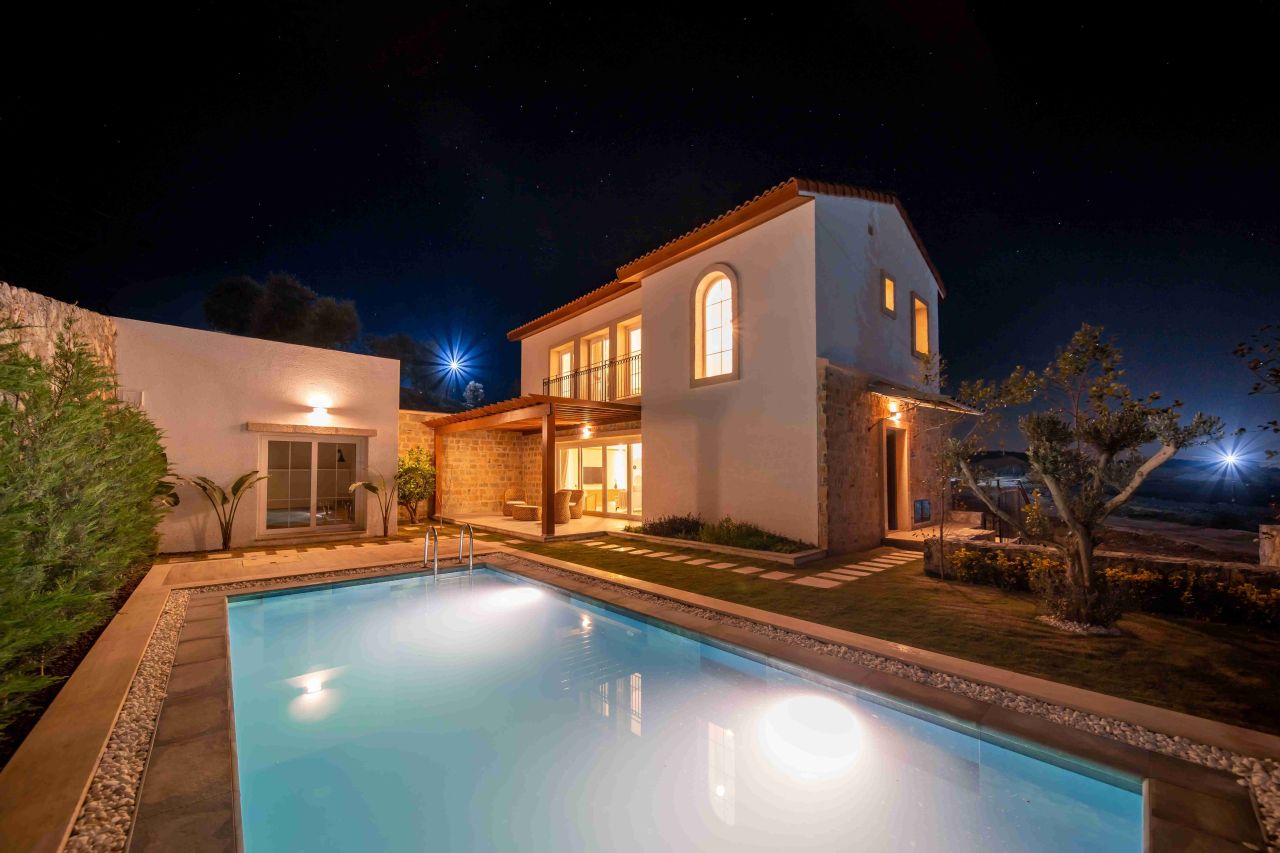 Villa à Bodrum, Turquie, 273.27 m² - image 1