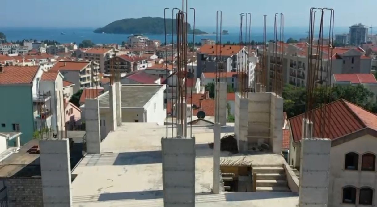 Apartment in Budva, Montenegro, 40 m² - Foto 1