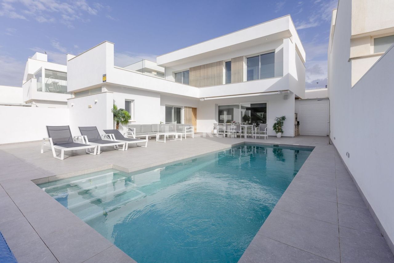 Villa à San Javier, Espagne, 110 m² - image 1