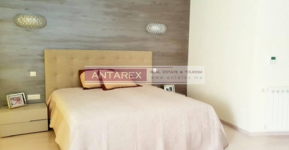 Villa in Njivice, Montenegro, 230 m² - picture 6