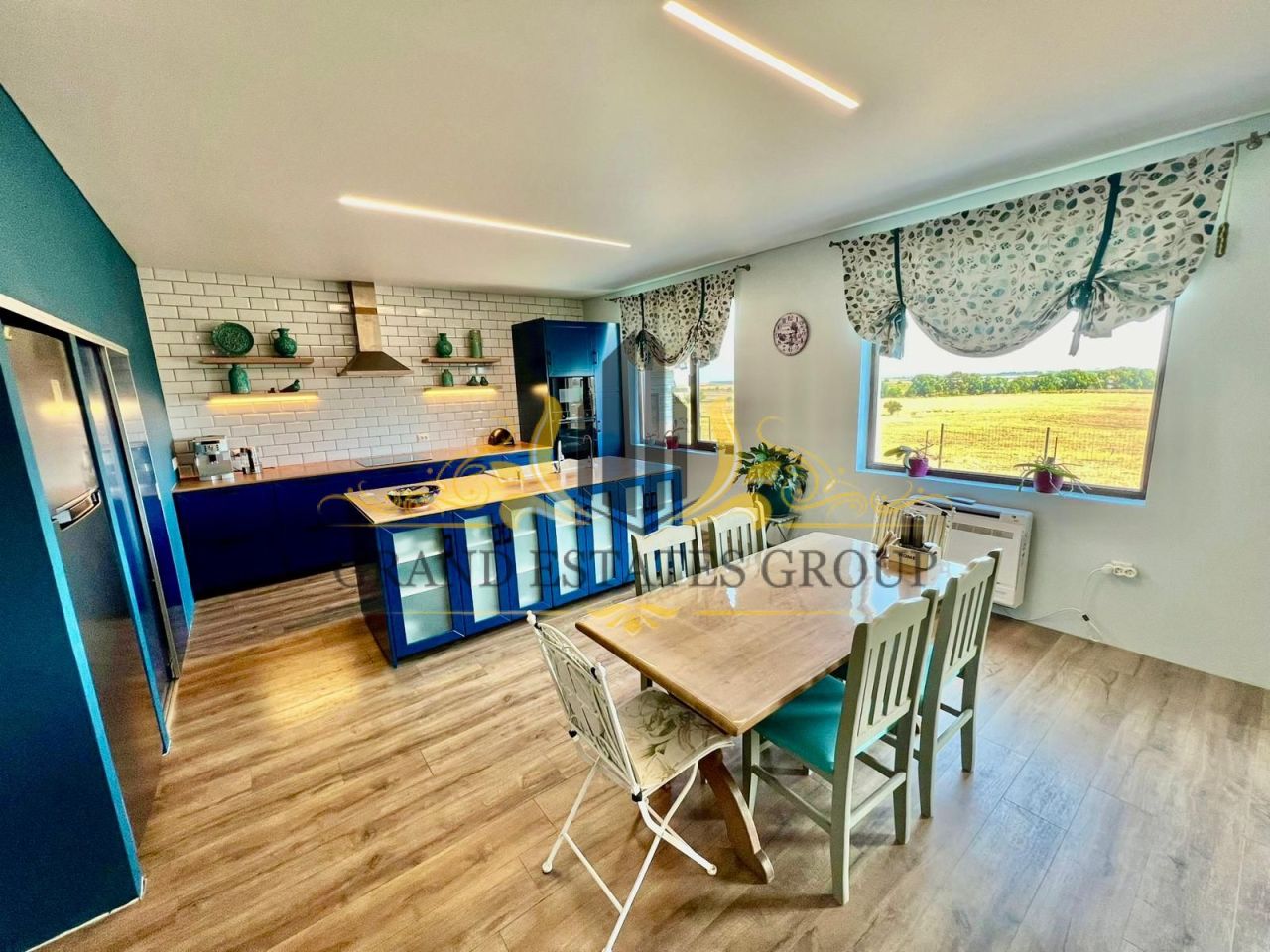 Casa a Pomorie, Bulgaria, 230 m² - foto 2