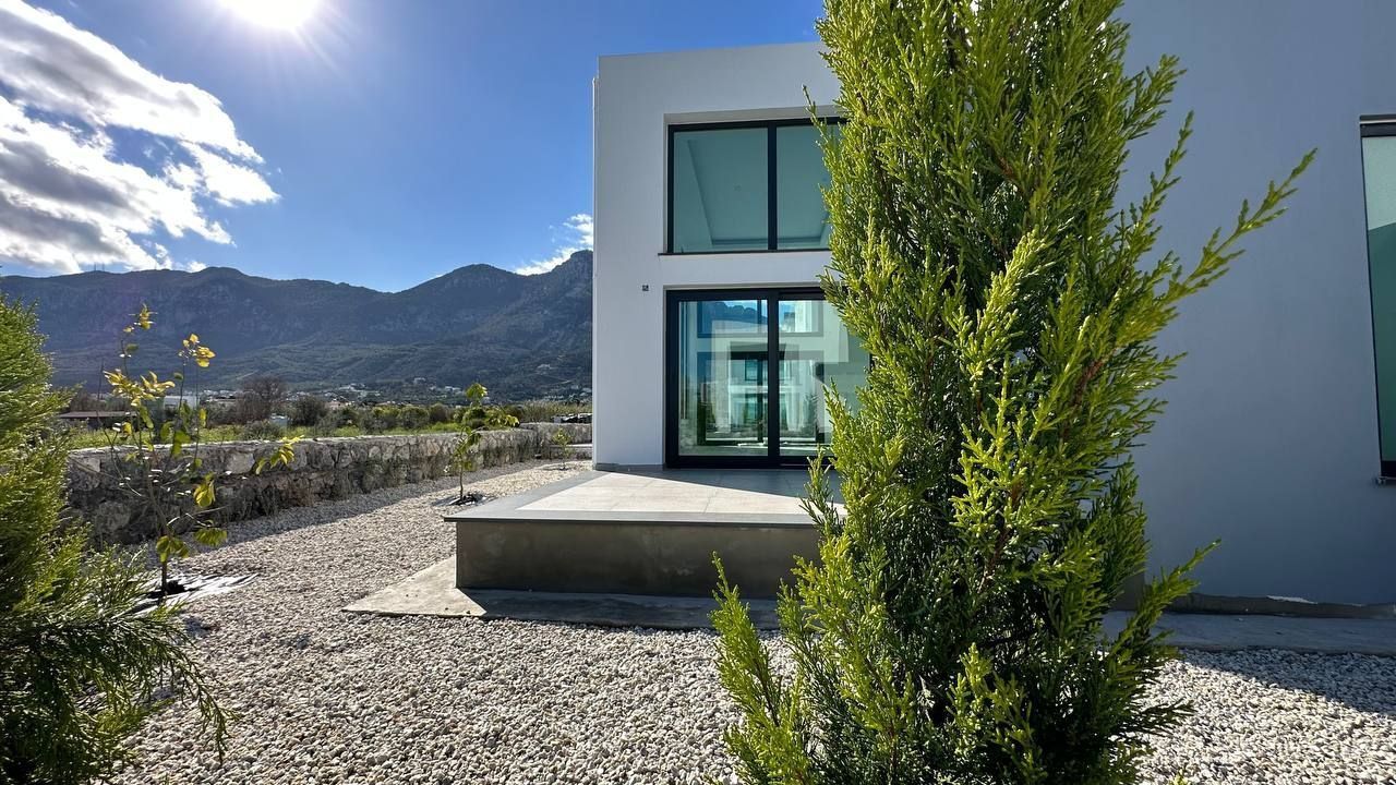 Villa in Kyrenia, Zypern, 304 m² - Foto 1