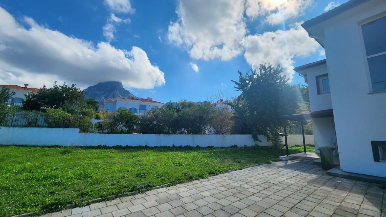 Villa à Kyrenia, Chypre, 286 m² - image 6