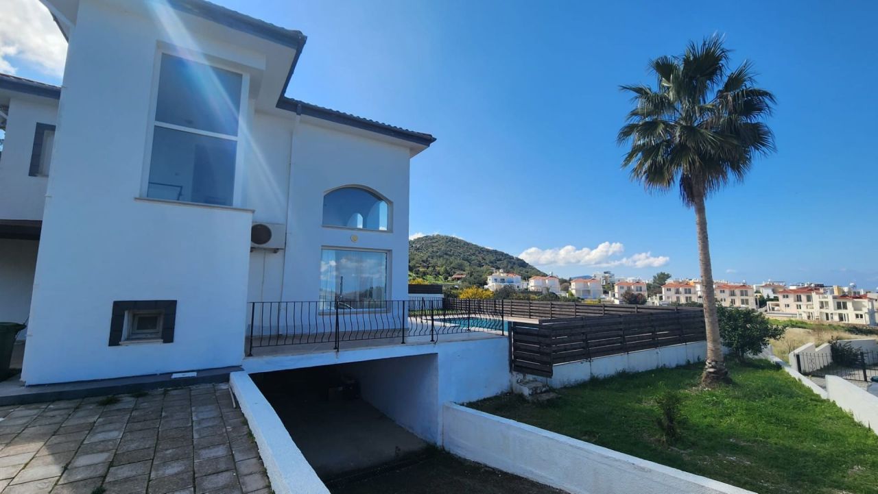 Villa à Kyrenia, Chypre, 286 m² - image 7