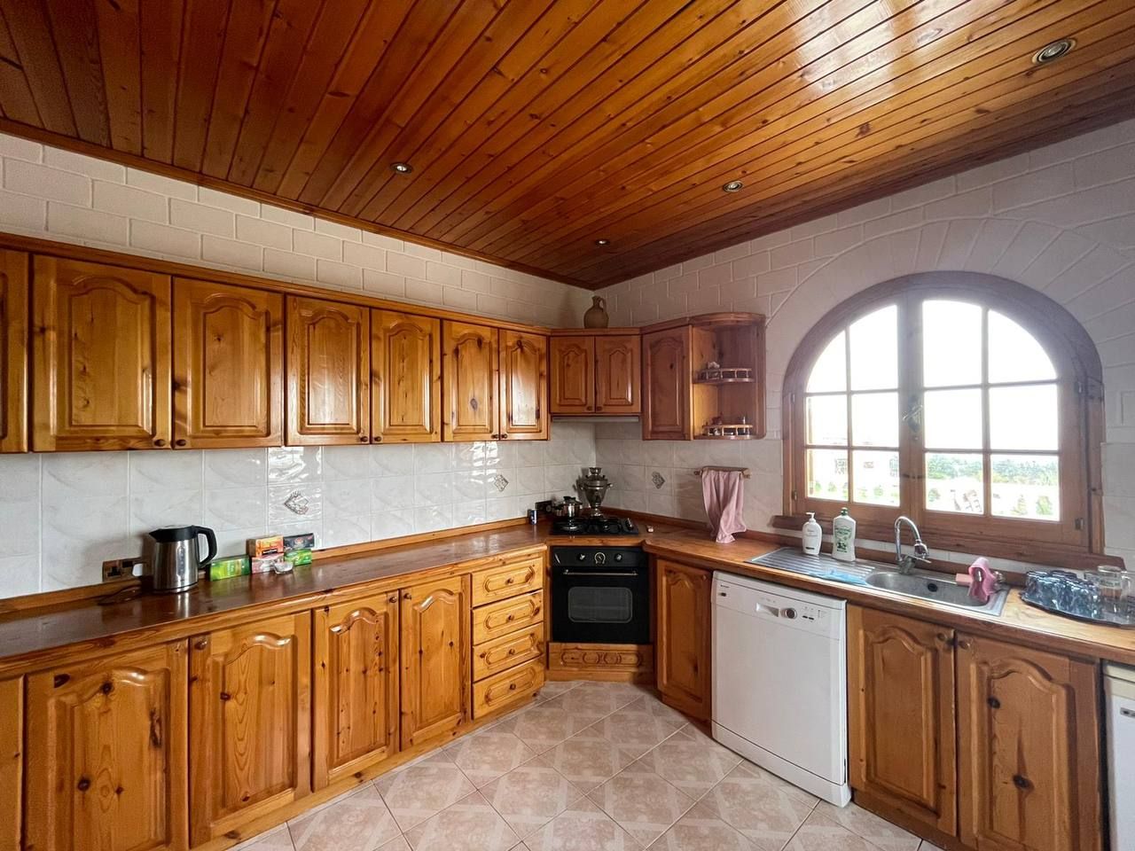 Villa in Alsancak, Cyprus, 270 m² - picture 7