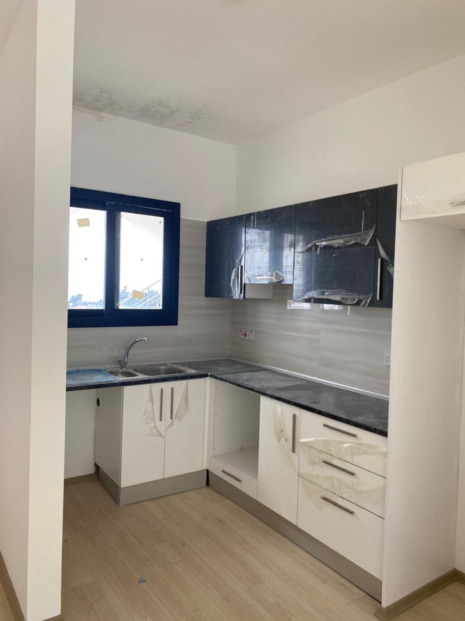 Apartment in Kyrenia, Cyprus, 80 m² - picture 8