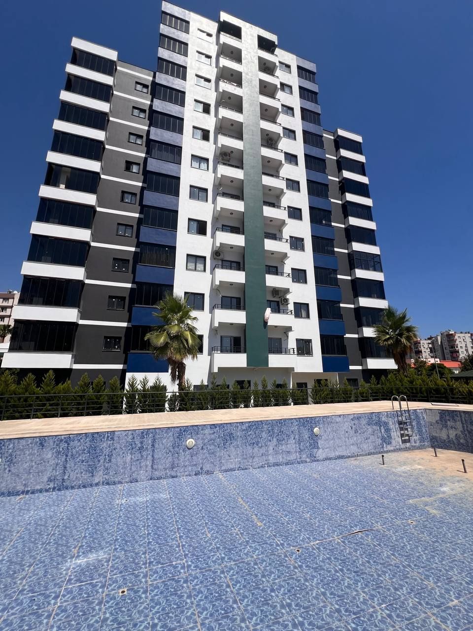 Piso en Mersin, Turquia, 82 m² - imagen 1