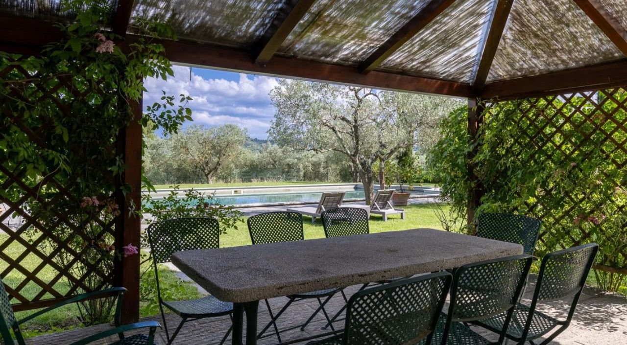 Castello a Firenze, Italia, 1 080 m² - foto 11