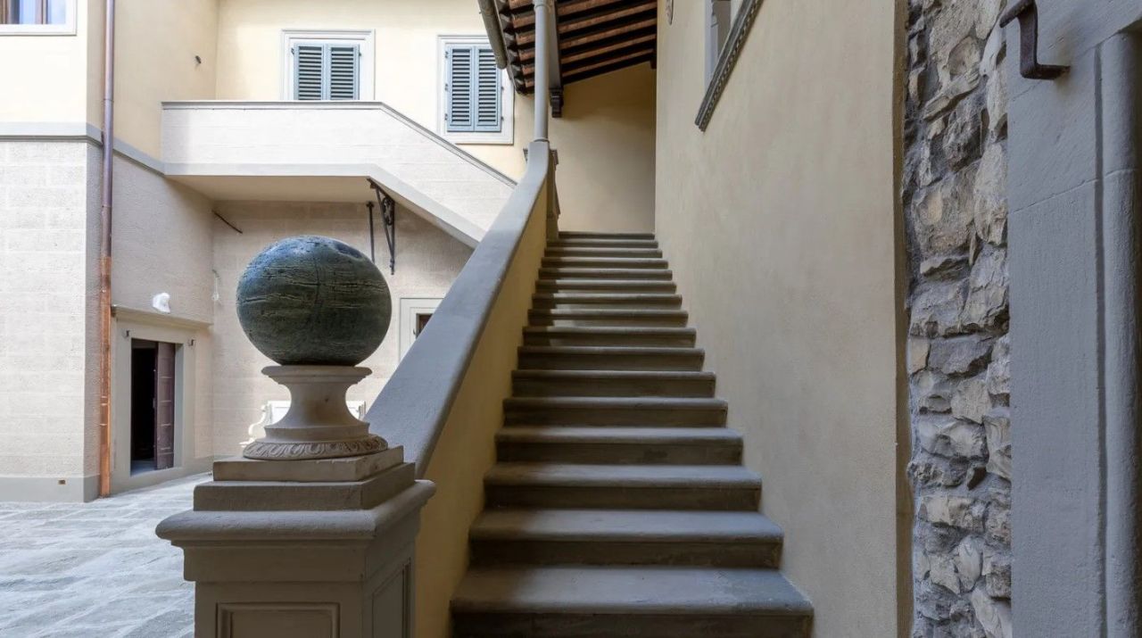 Castello a Firenze, Italia, 1 080 m² - foto 10