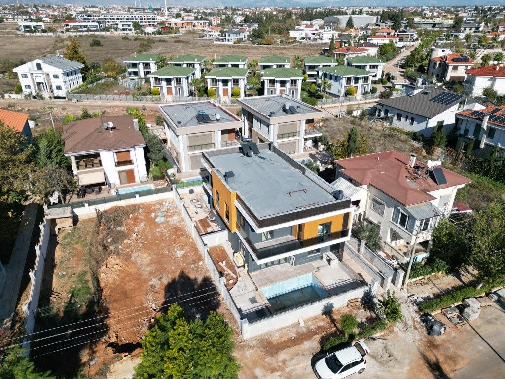 Villa en Antalya, Turquia, 225 m² - imagen 1