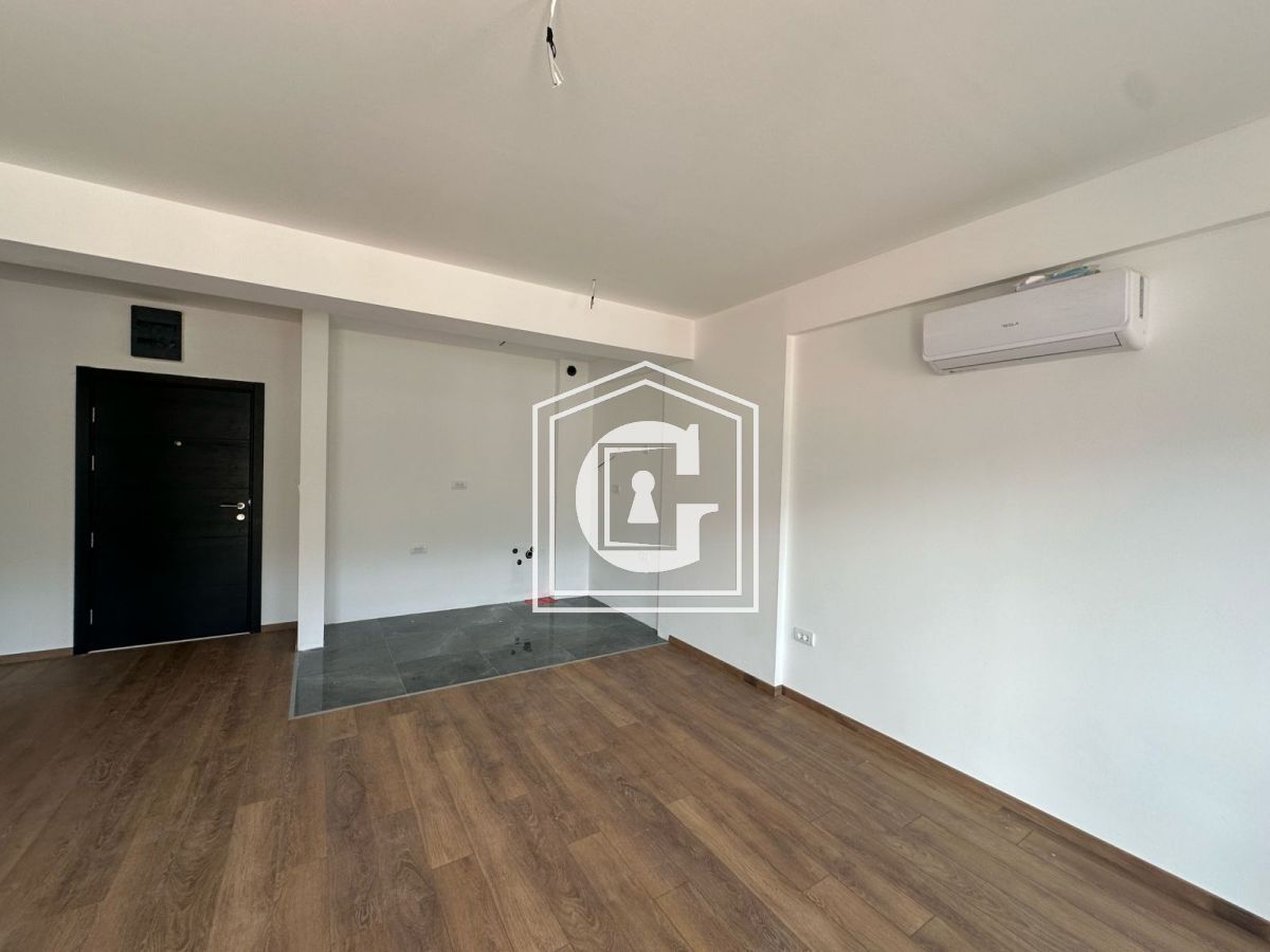 Apartamento en Budva, Montenegro, 47 m² - imagen 3