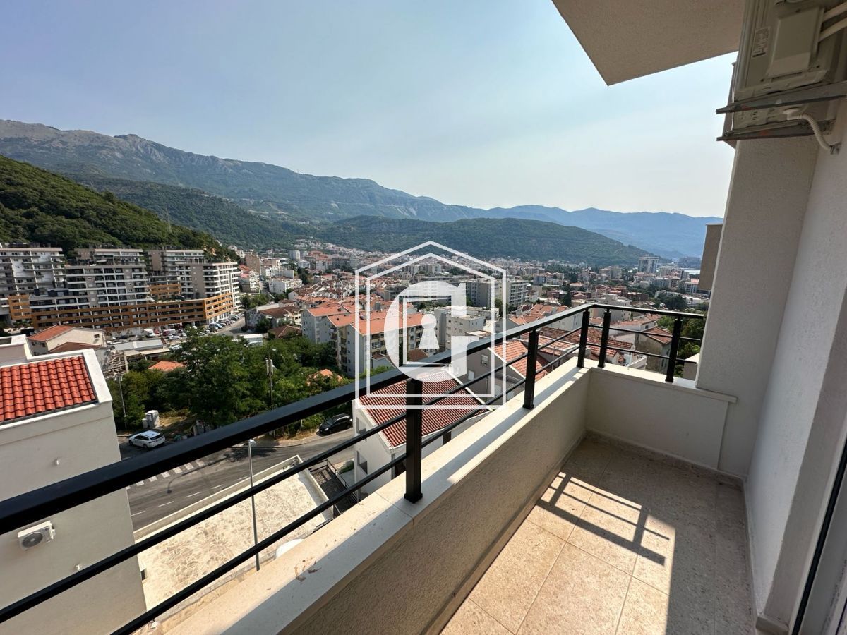 Apartment in Budva, Montenegro, 45 m² - picture 11