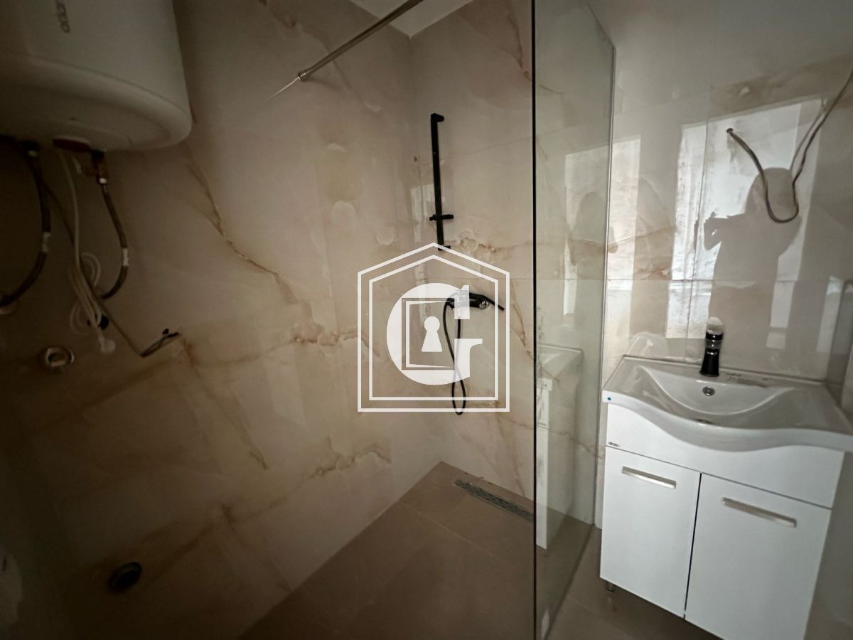 Apartamento en Budva, Montenegro, 47 m² - imagen 13