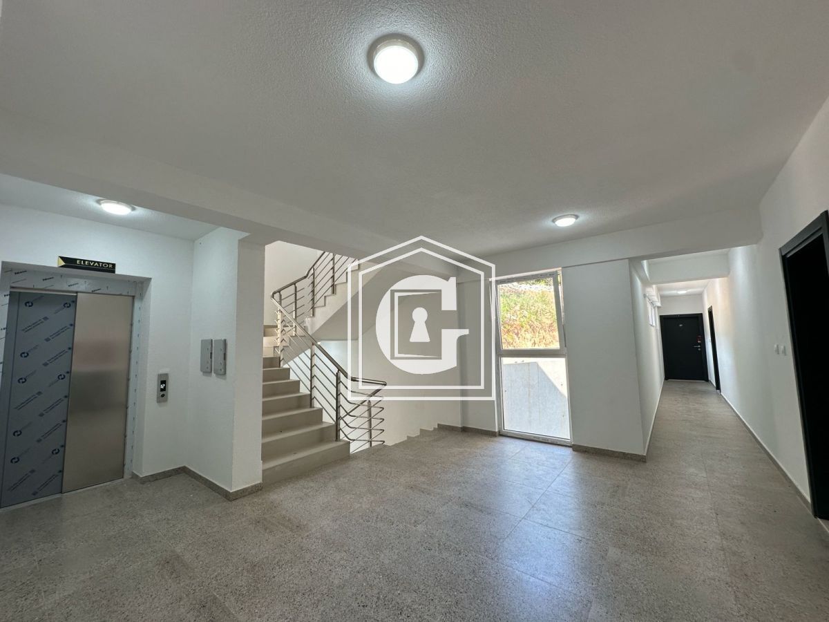 Apartment in Budva, Montenegro, 45 m² - picture 13