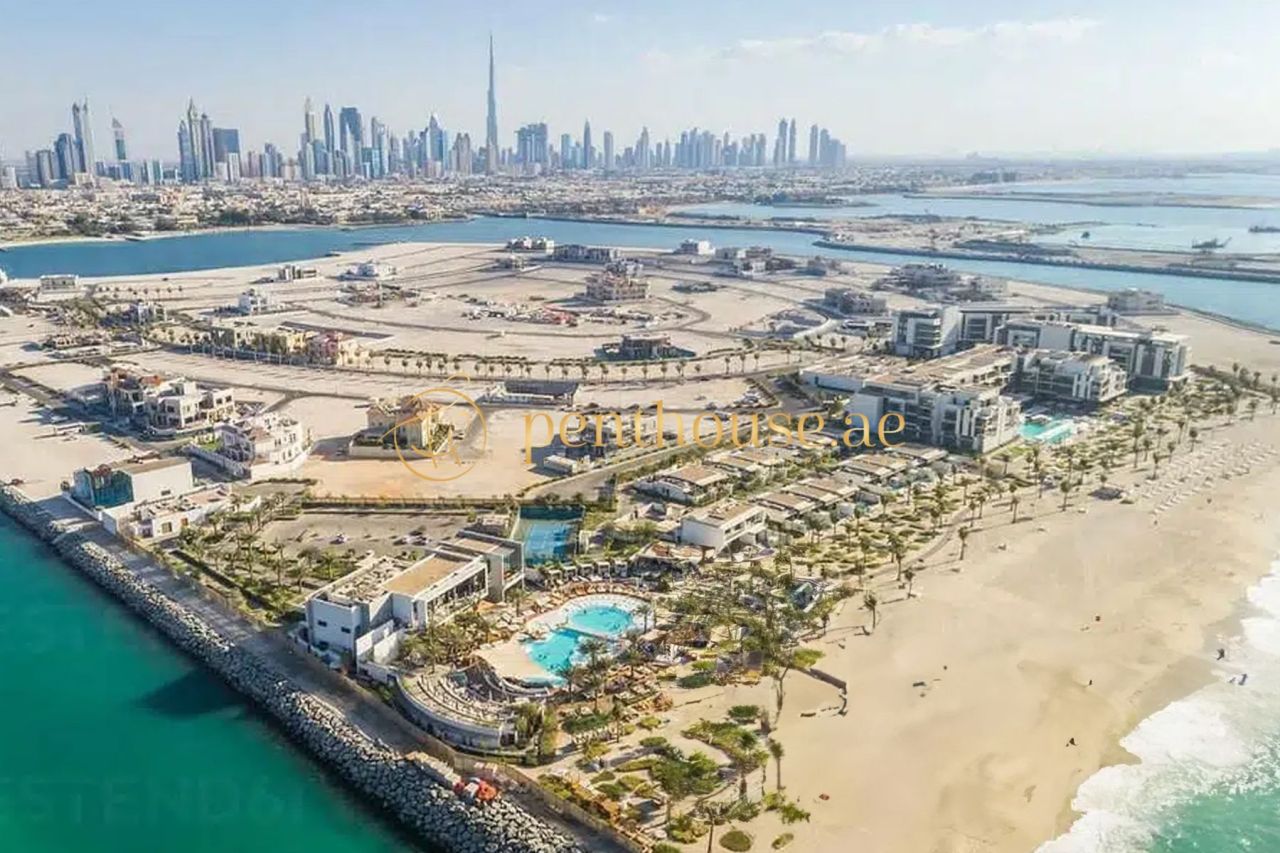 Land in Dubai, UAE, 1 202 m² - picture 1