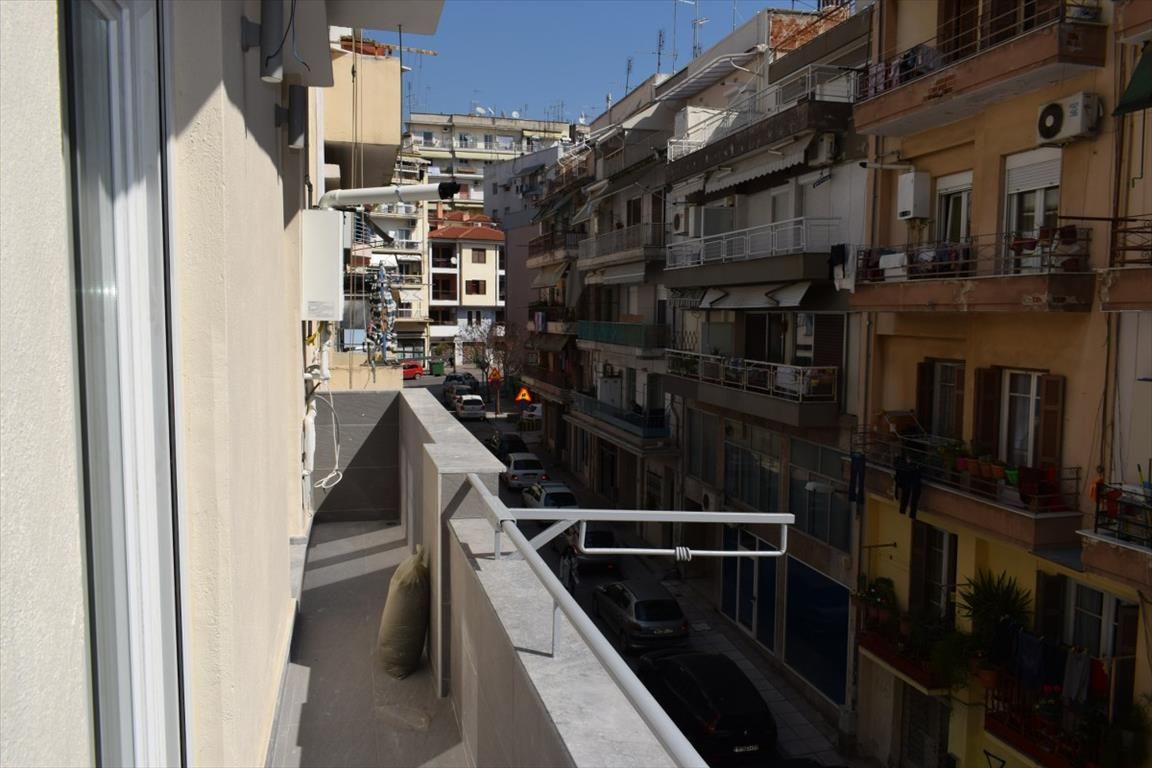 Piso en Salónica, Grecia, 57 m² - imagen 10