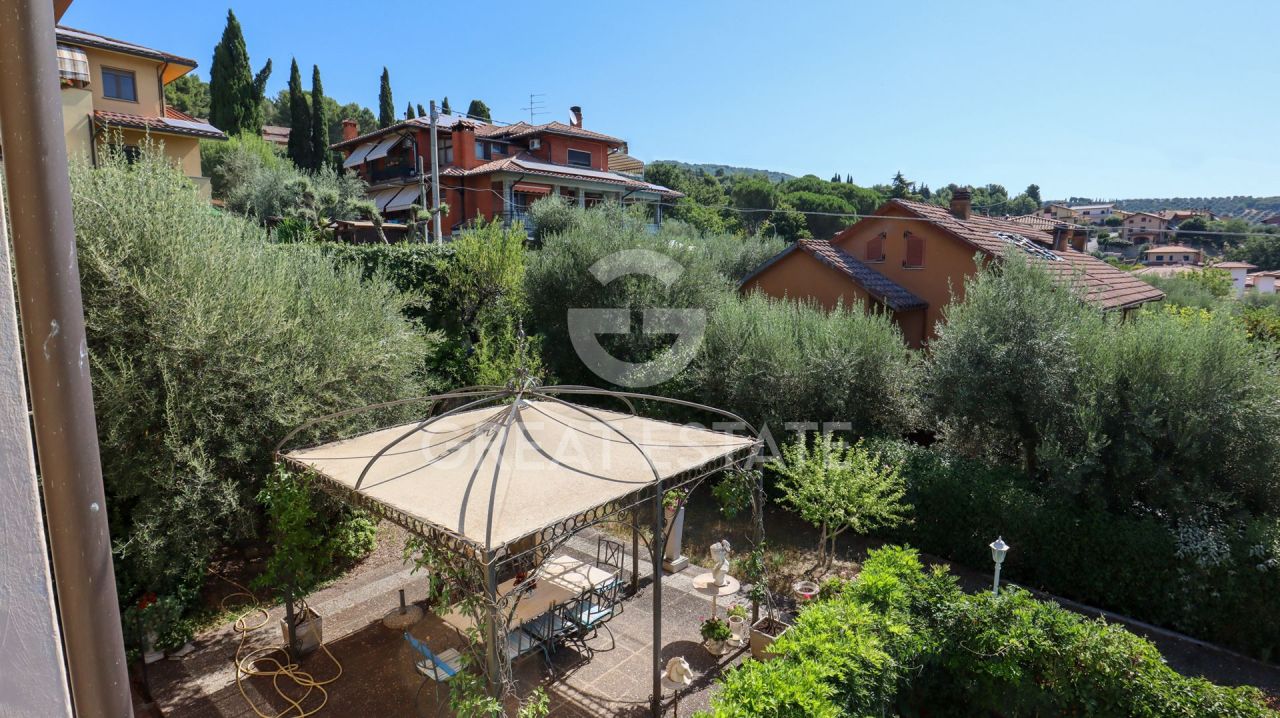 Villa en Passignano sul Trasimeno, Italia, 307.65 m² - imagen 16