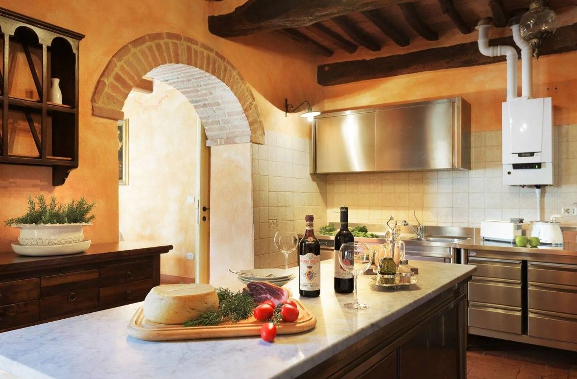 Casa lucrativa en Montalcino, Italia, 1 000 m² - imagen 7