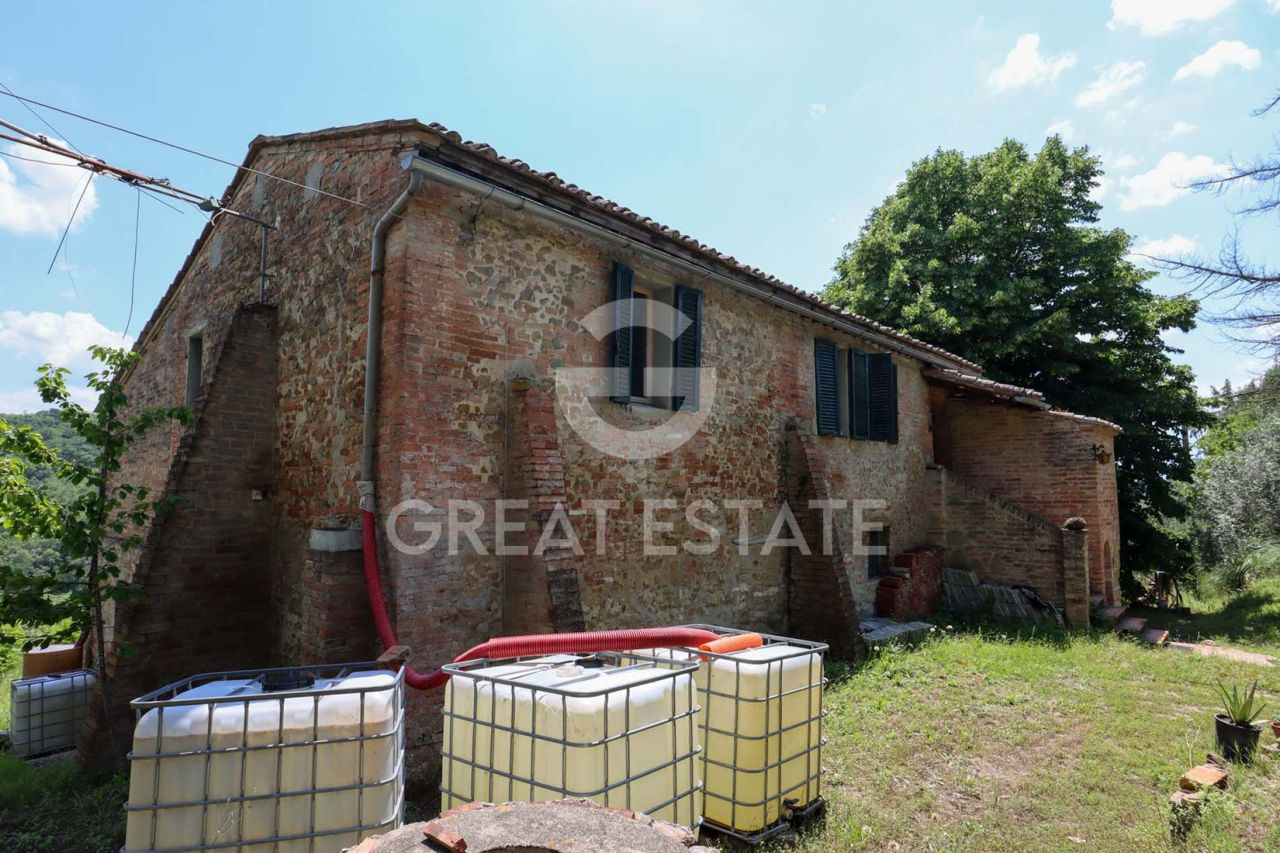 House in Asciano, Italy, 446 m² - picture 2