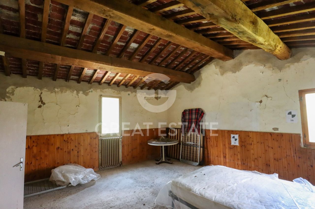 House in Asciano, Italy, 446 m² - picture 13
