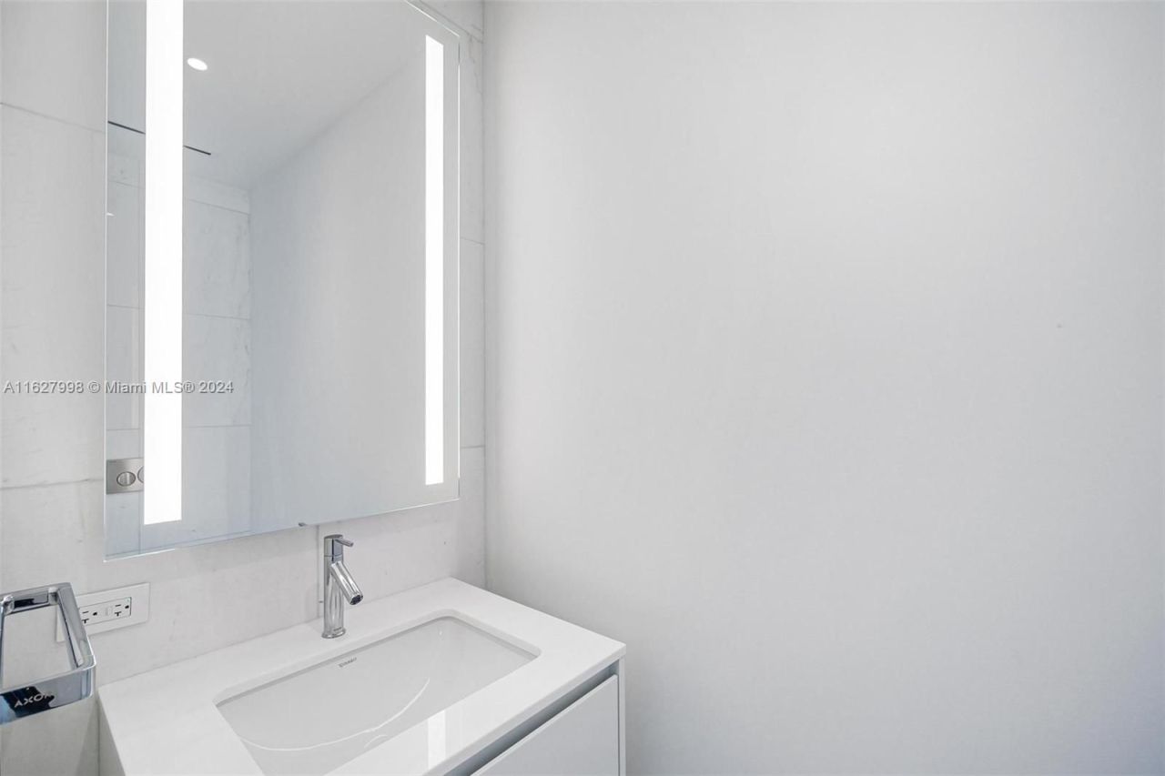 Piso en Miami, Estados Unidos, 75 m² - imagen 6