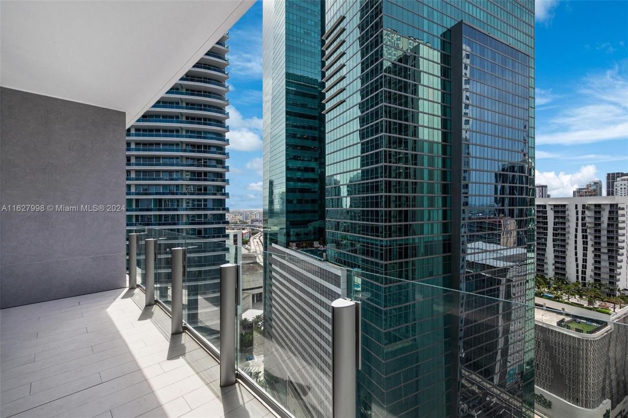 Piso en Miami, Estados Unidos, 75 m² - imagen 9