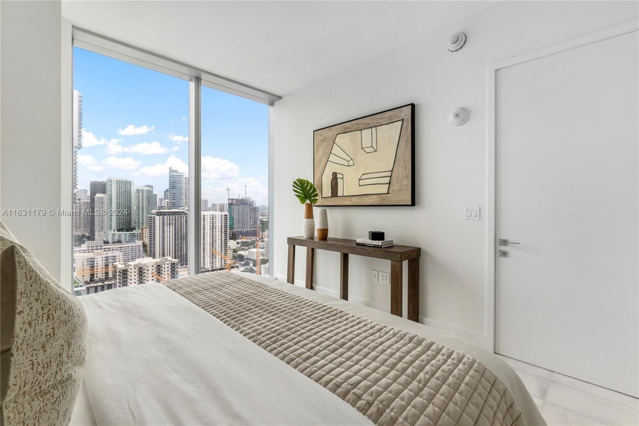 Flat in Miami, USA, 100 m² - picture 6