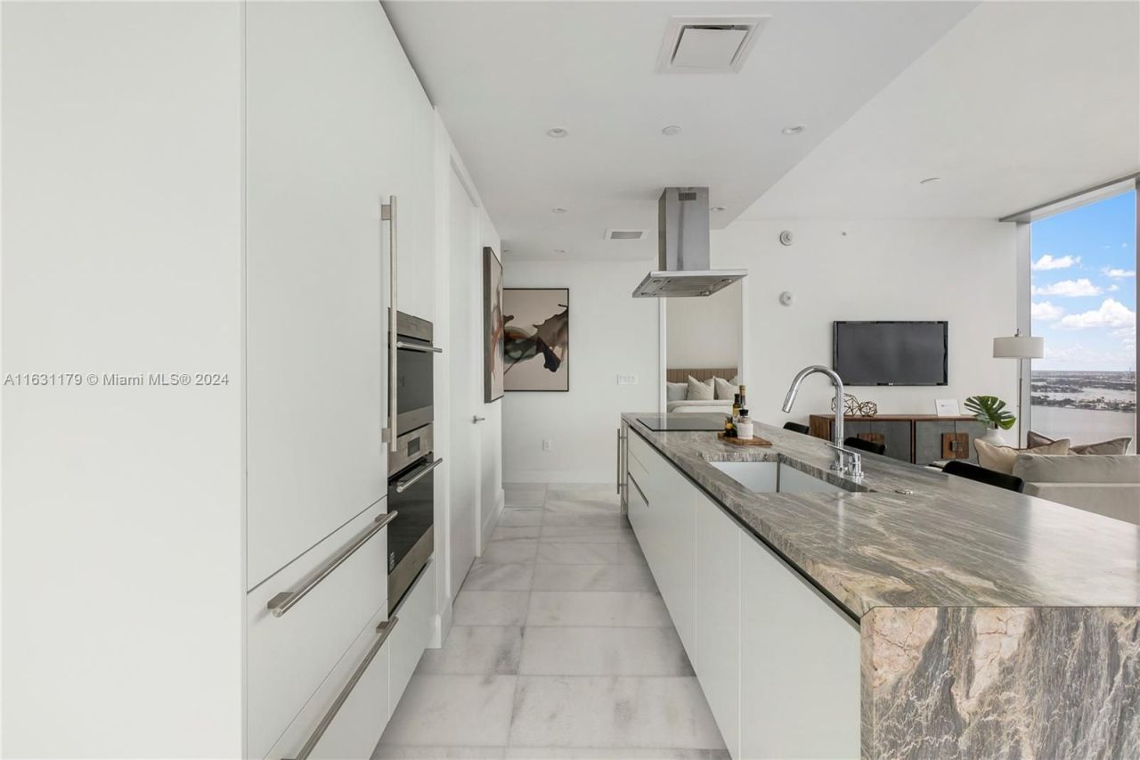 Flat in Miami, USA, 100 m² - picture 4