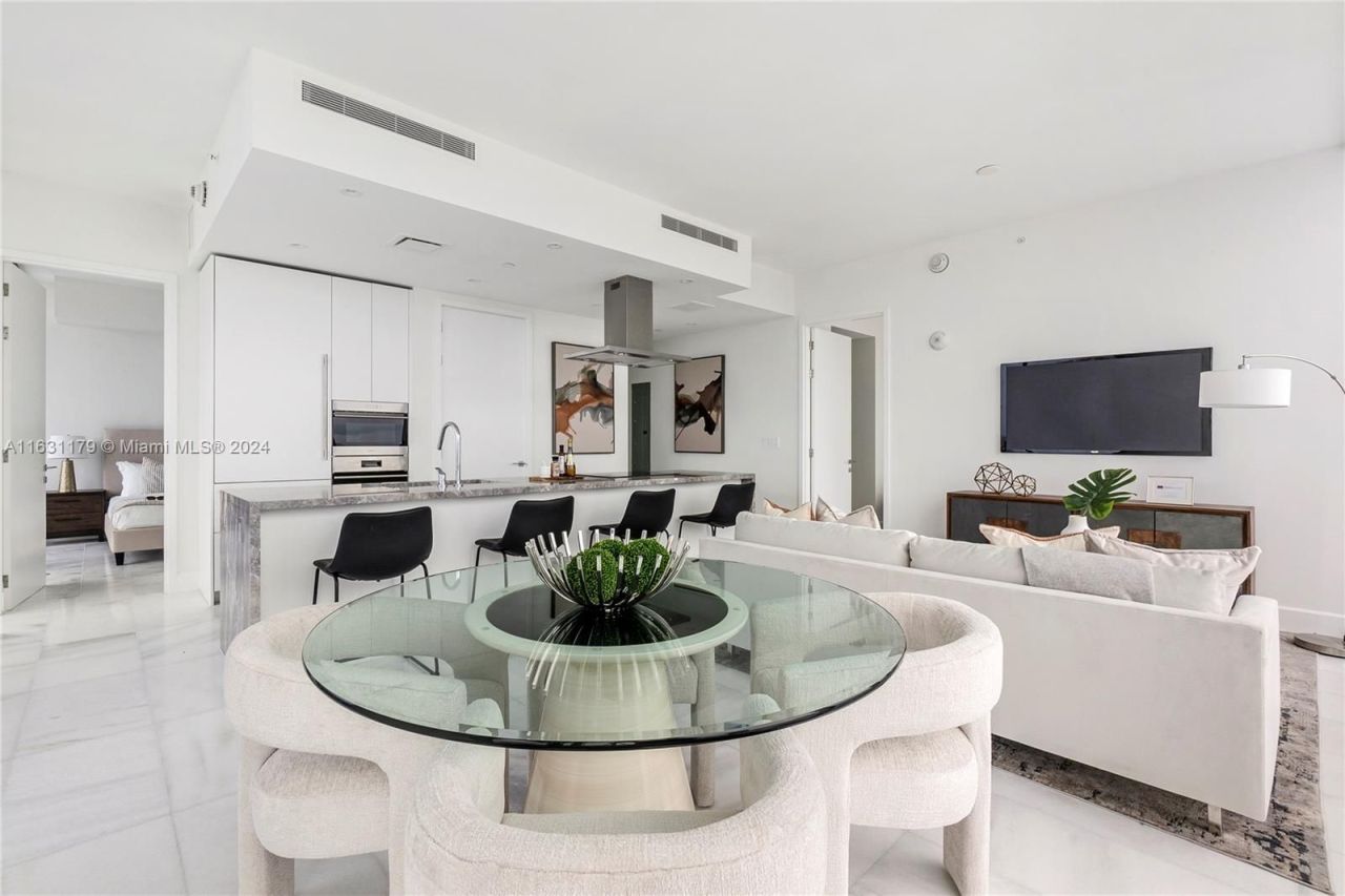 Flat in Miami, USA, 100 m² - picture 5