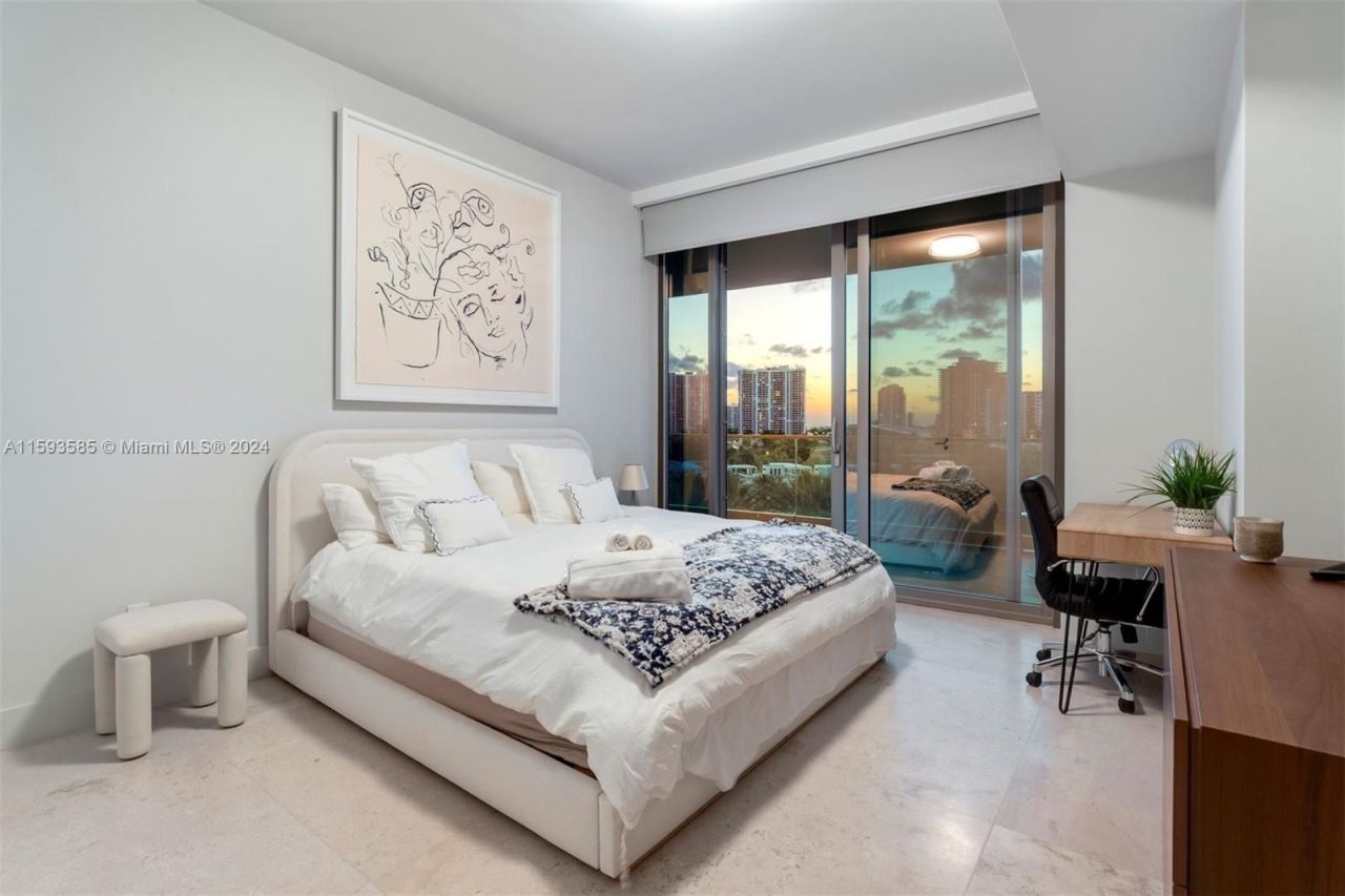 Piso en Miami, Estados Unidos, 220 m² - imagen 13