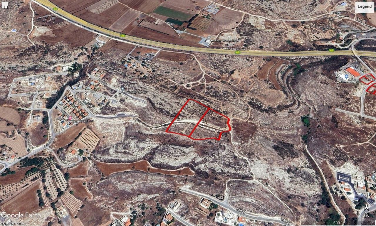 Land in Paphos, Cyprus, 16 462 m² - picture 1