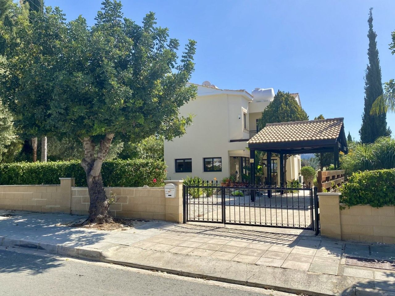 Villa in Paphos, Cyprus, 141 m² - picture 1