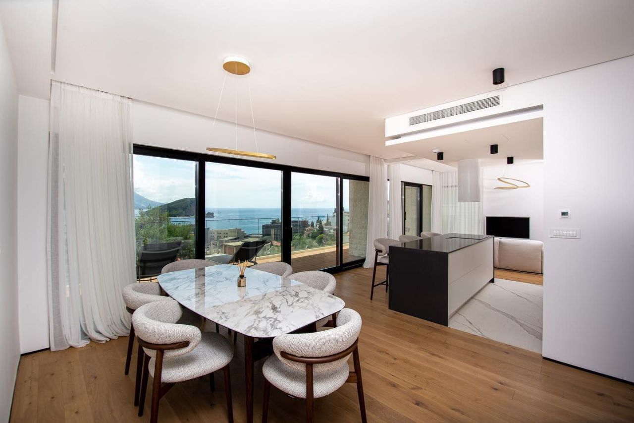 Appartement à Budva, Monténégro, 124.63 m² - image 1