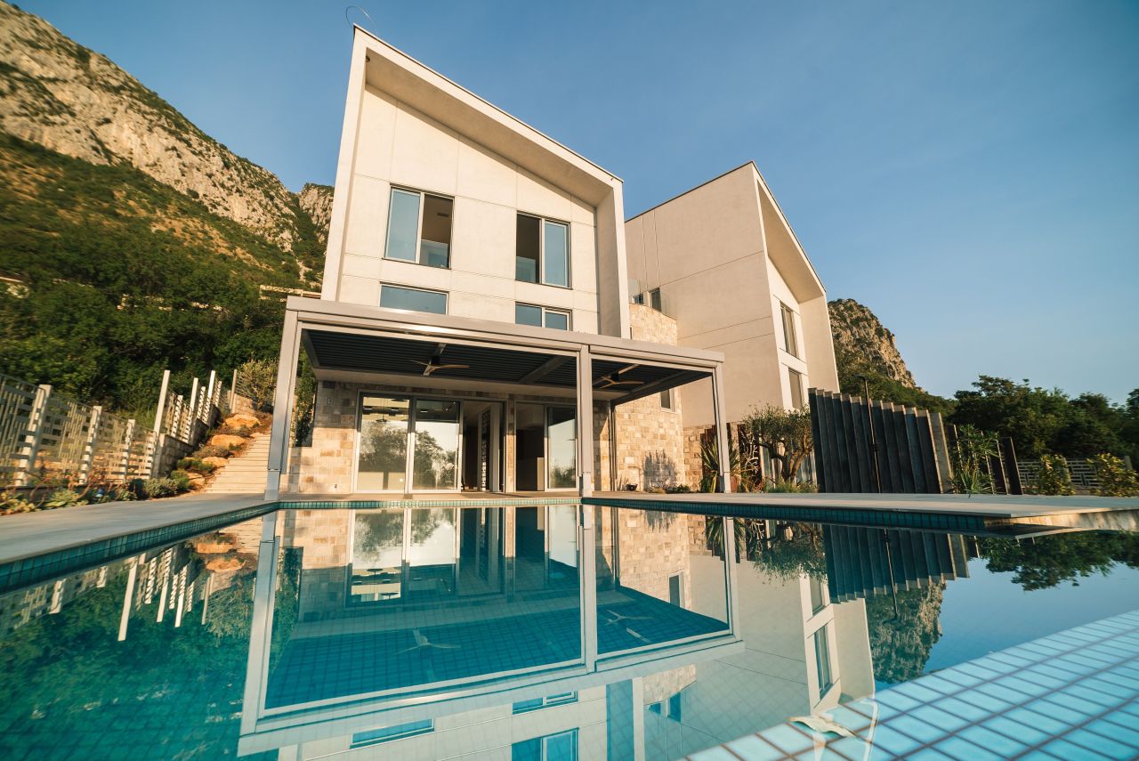 Villa in Budva, Montenegro, 227 m² - picture 1