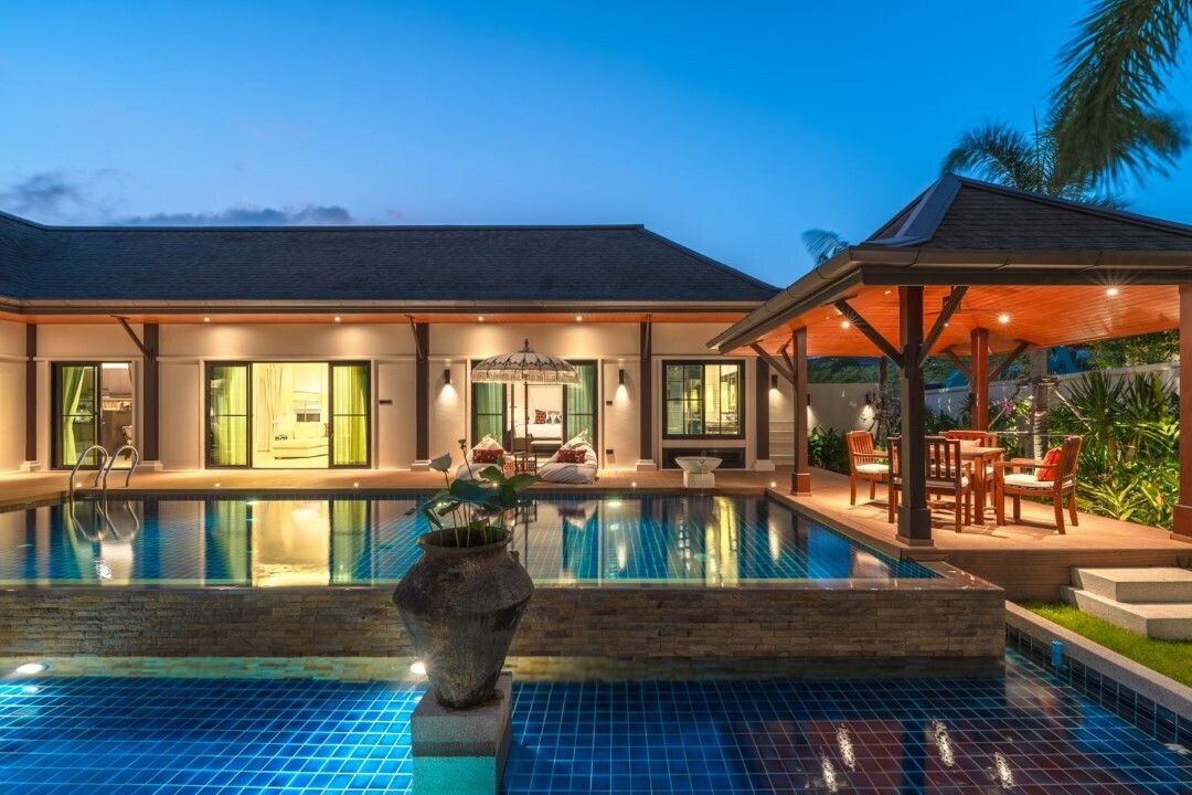 Villa on Phuket Island, Thailand, 359 m² - picture 1