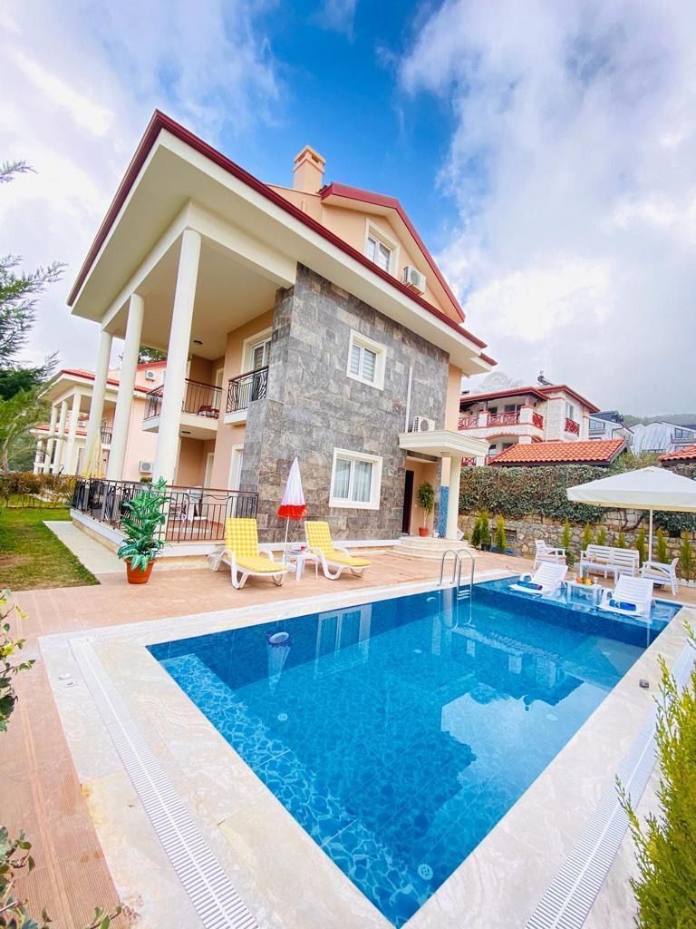 Villa in Fethiye, Turkey, 180 m² - picture 1